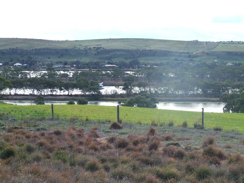 Picturesque Escape in Unique Setting Picture 1