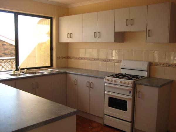 Lovely 3 bedroom home Picture Lovely 3 bedroom home Picture