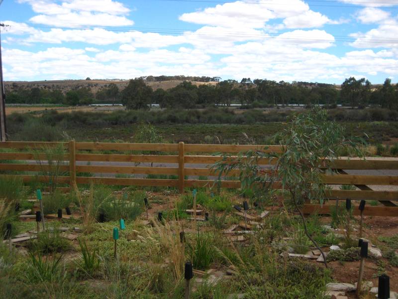 Relaxing Cottage with River Views Picture Relaxing Cottage with River Views Picture