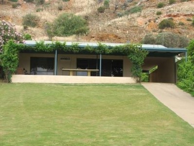 Attention Skiers & Riverfront Lovers !!! Picture