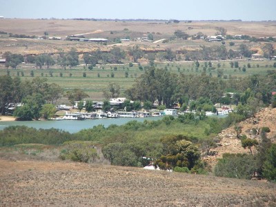 2 1/2 Acres With River Scenery Picture