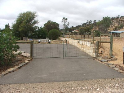 Build On and Enjoy The River Murray! Picture