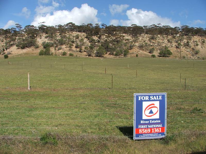 Riverside Acreage - Your New Project Awaits! Picture 2