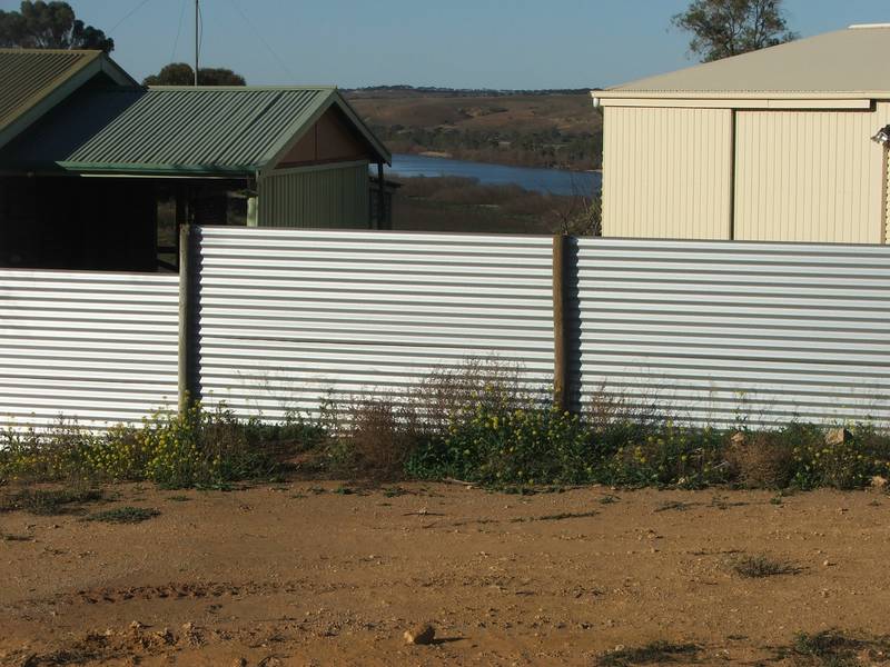 PERFECTLY PEACEFUL BLOCK TO BUILD YOUR HOME Picture 2