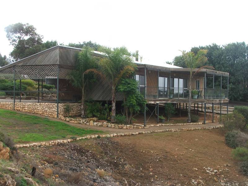 IMPRESSIVE INSIDE & OUT - IMPRESSIVE RIVER VIEWS Picture 1