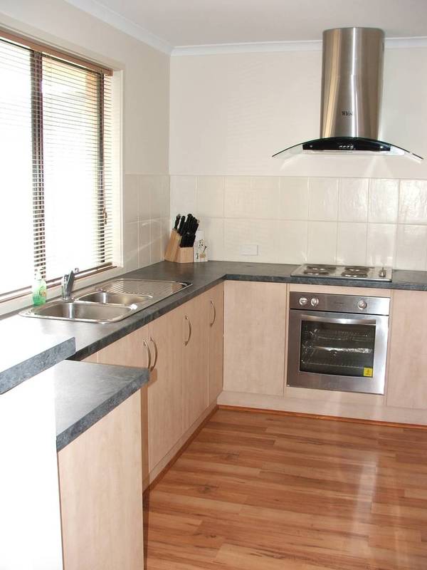 VALUE PACKED HOME, READY TO MOVE INTO!! Picture 3