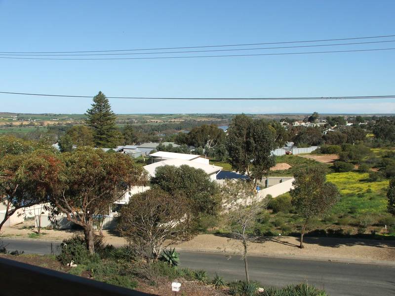 A HOME OF WARMTH & LOVE - SOMETHING SPECIAL Picture 2