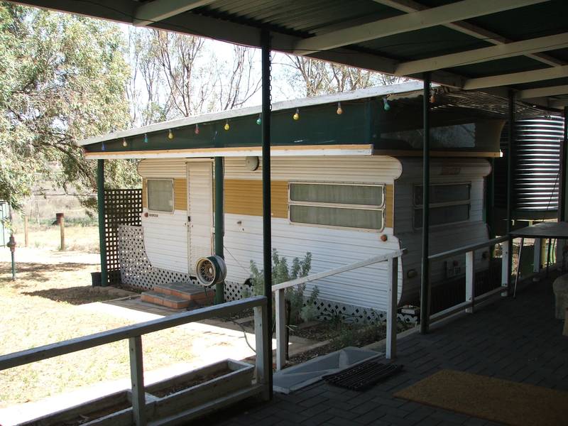 LOOK AT THIS !!
2 FREEHOLD TITLES FOR UNDER $250K Picture 3