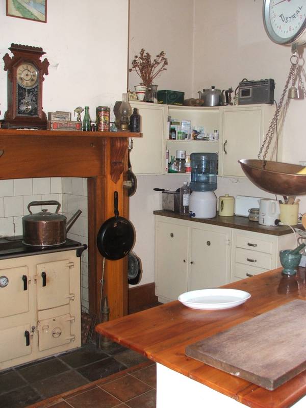 PEACE & QUIET - STONE HOME ON 1 ACRE Picture 2