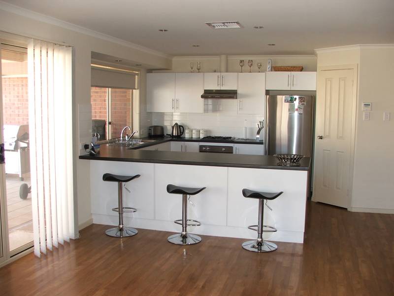 AS GOOD AS NEW & ALL THE WORK HAS BEEN DONE FOR YOU Picture 2