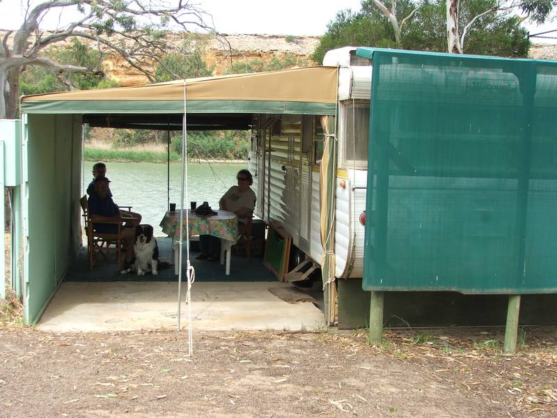 READY FOR YOUR FUN RIVERFRONT HOLIDAYS Picture 2