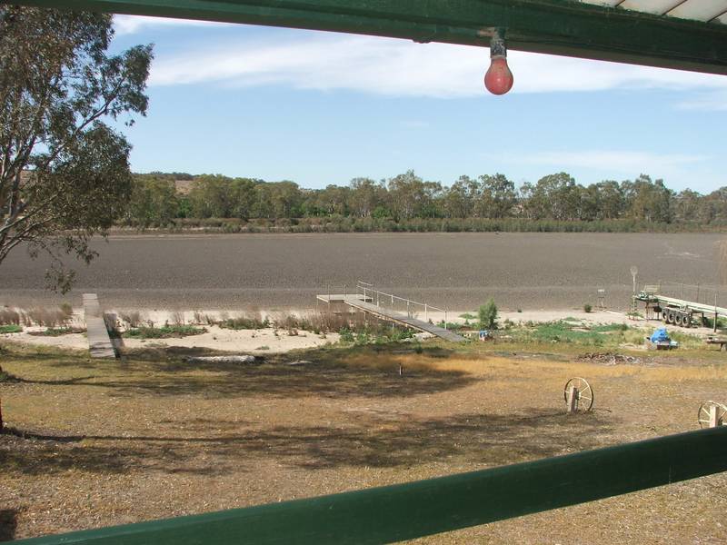 Holiday Shack, Peaceful Setting Picture 3