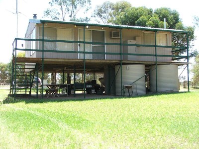 Holiday Shack, Peaceful Setting Picture