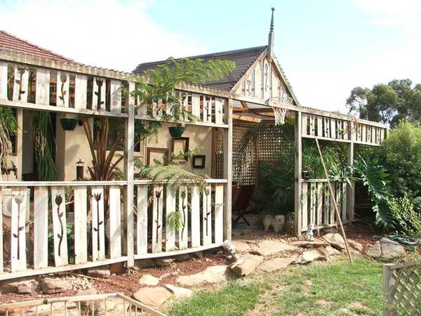 Charming Family Home Picture 3