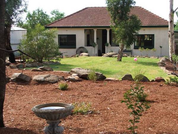 Charming Family Home Picture 1