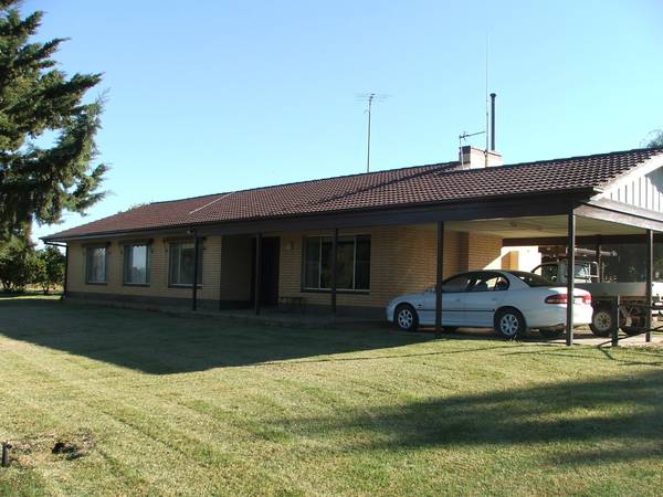 Punyelroo Vineyard - 63.64 Hectares (157 Acres) Picture 3