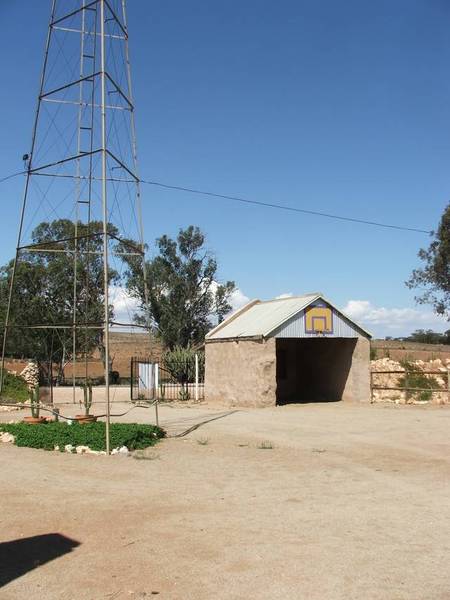 Timeless Family Home with Country Outlook Picture 3