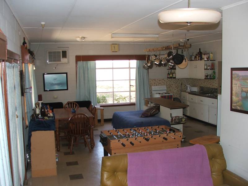 Walk to the River & Enjoy - Holiday Year Round Picture 3