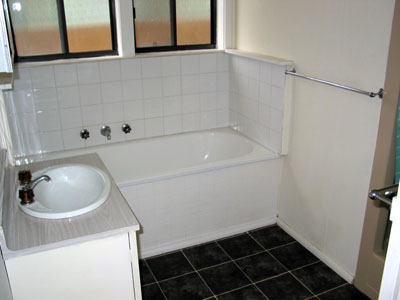 Summer Cocktails on the front porch or BBQ in the backyard? Picture 3