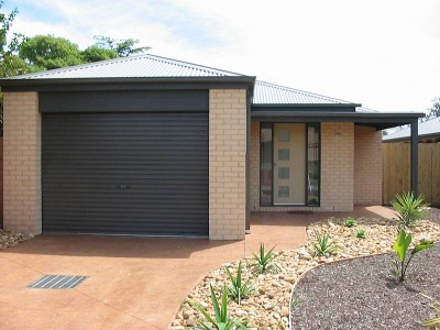 QUALITY BRAND NEW HOME Picture