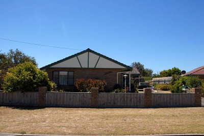 1st HOME BUYER? RETIREES? BEACH HOUSE? Picture