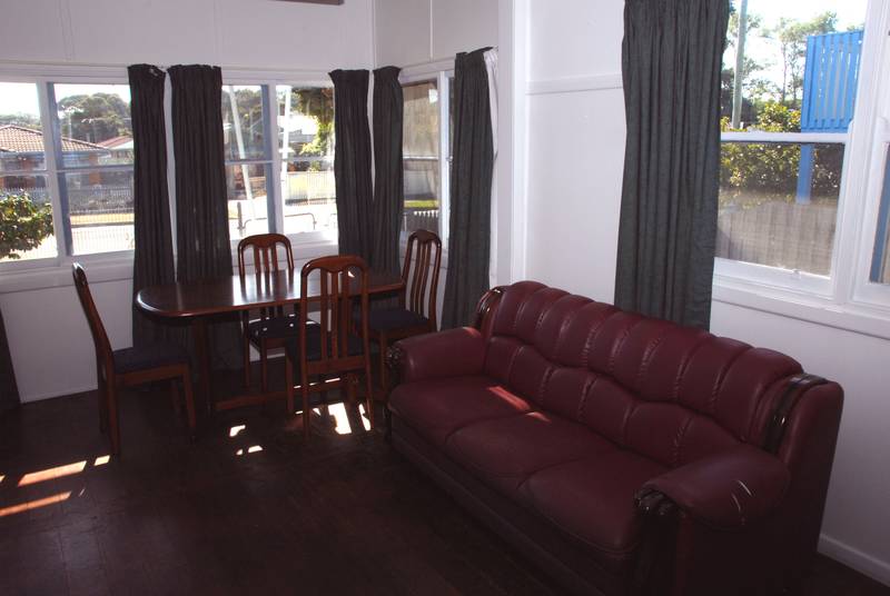 QUAINT & QUIRKY BEACH HOUSE - Price Reduced!!!! Picture 2