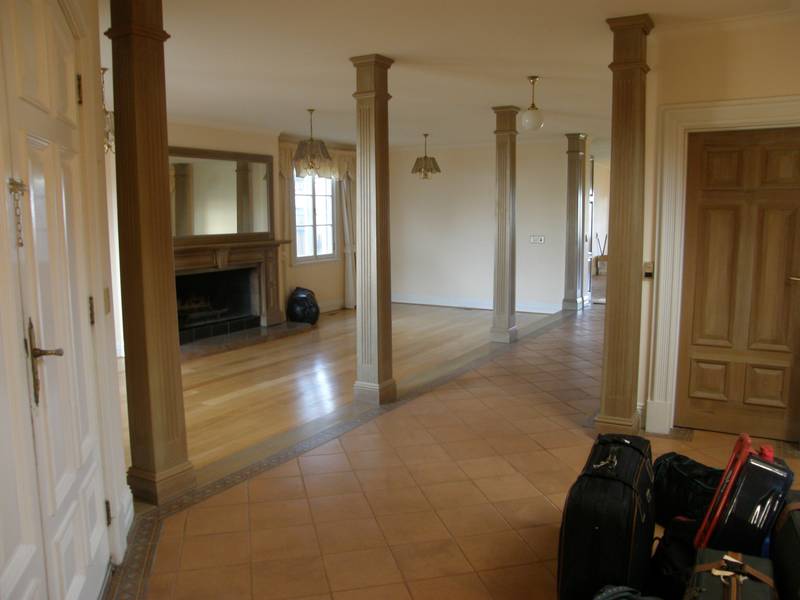 A PALATIAL FAMILY RESIDENCE Picture