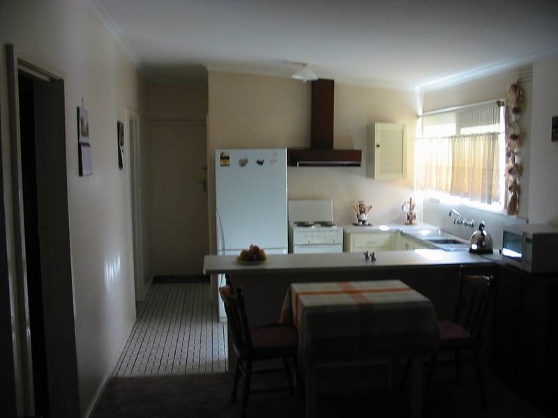 COSY COTTAGE Picture 3