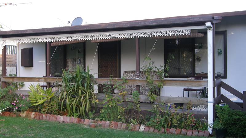 COTTAGE CHARM Picture 1