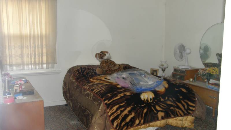 OLDER STYLE WITH SIZE Picture 3