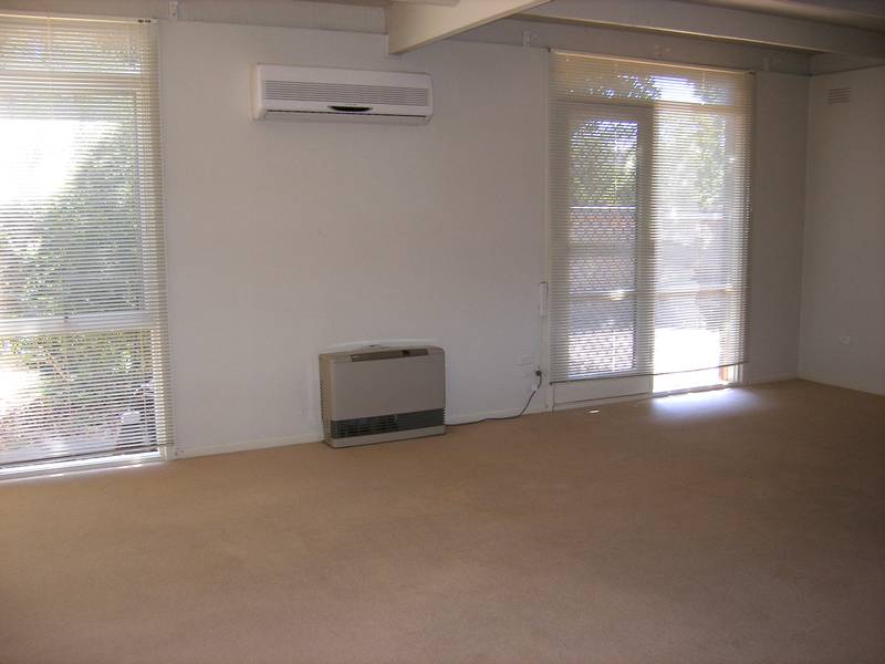 BEACH HIDE AWAY Picture 3