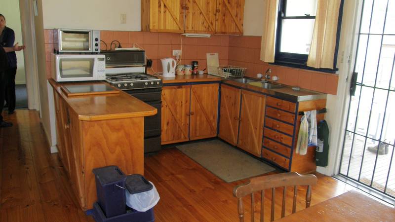 BRING THE CARS, BOAT & CARAVAN! Picture 2