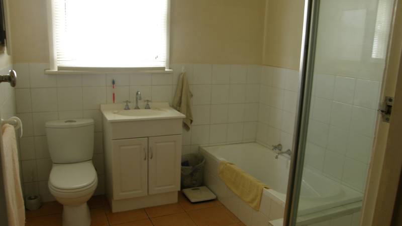 BRING THE CARS, BOAT & CARAVAN! Picture 3