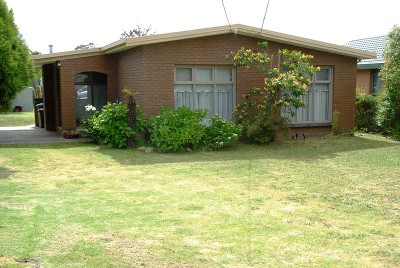 BEACHSIDE COTTAGE Picture