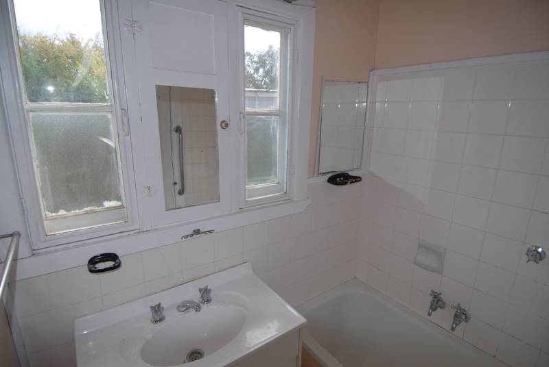 BEACHSIDE INVESTMENT Picture 3