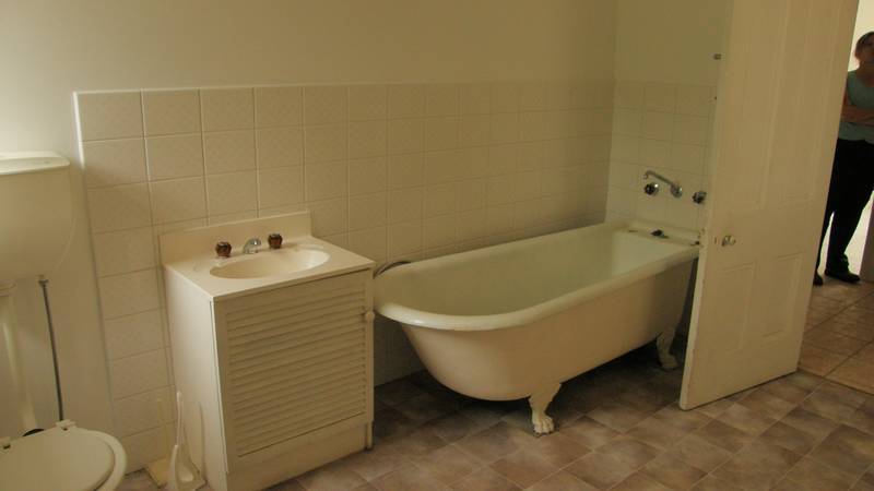 LARGE FAMILY BEACH HOME Picture 3