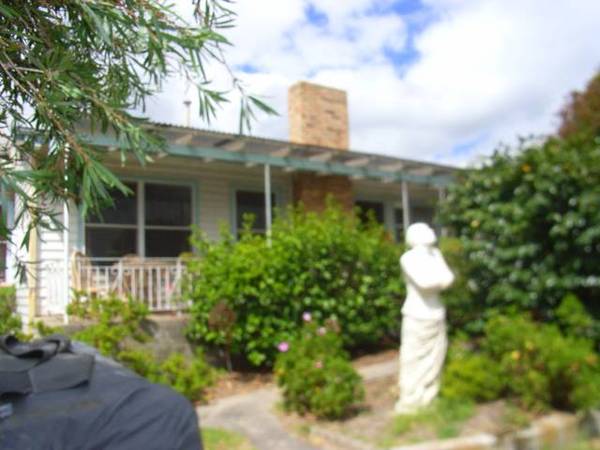 WELL LOCATED INVESTMENT Picture 2