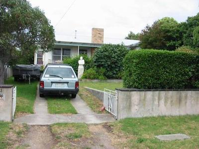 WELL LOCATED INVESTMENT Picture