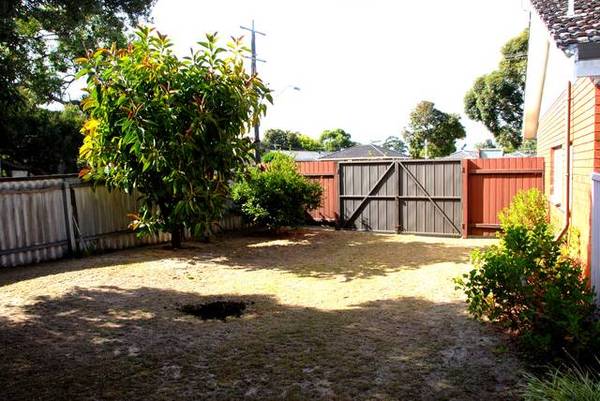 ATTENTION FIRST HOME BUYERS AND INVESTORS Picture 3