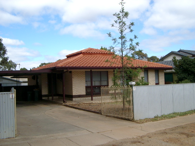 NEAT & TIDY 3 BEDROOM HOME! OPEN INSPECTION MON 19TH OCT, 4.00-4.20PM Picture 1