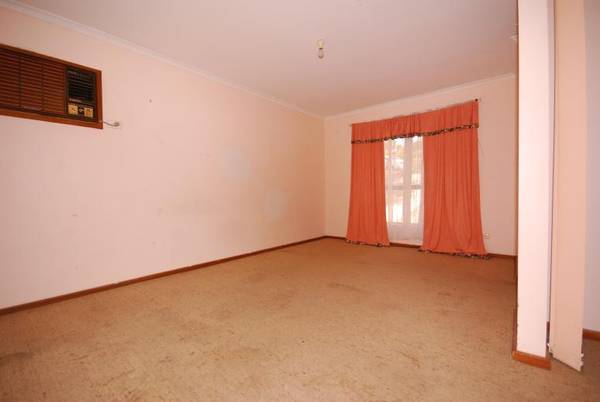 Opportunity Knocks Picture 2