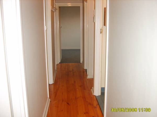 3 BEDROOM HOME! OPEN MON.3RD AUG 4.30PM-4.50PM Picture 2