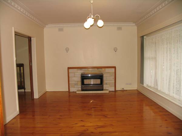 Solid Brick Splendor! Picture 2