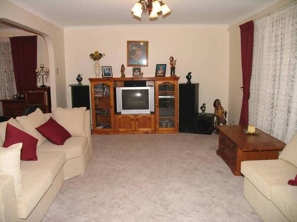 The Home With Everything! Picture 2