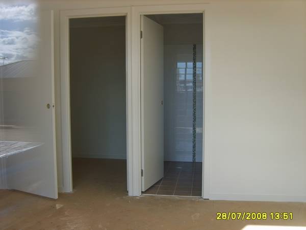 BRAND NEW 3 BEDROOM HOME! Picture 2