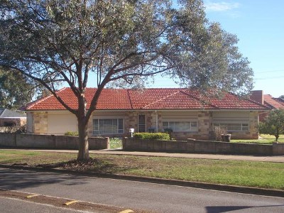 Sensational Family Home! Picture Sensational Family Home! Picture