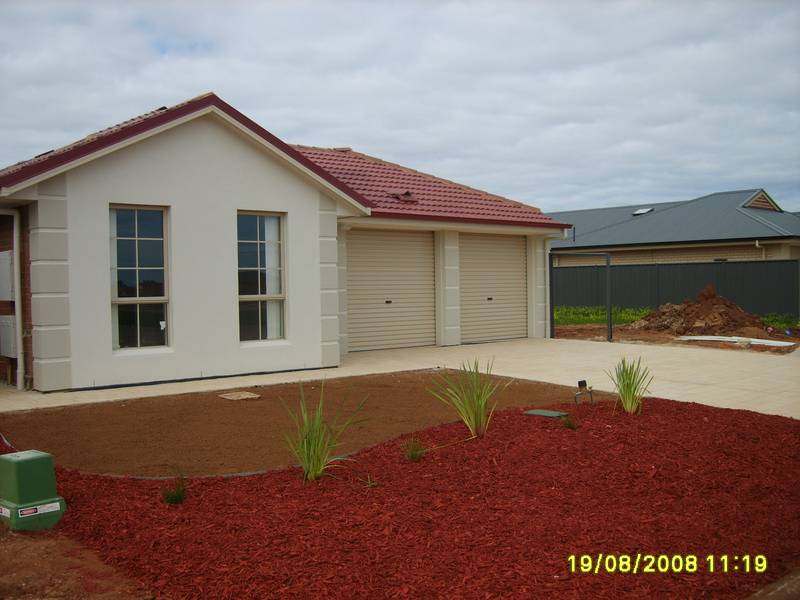 ONE YEAR OLD 4 BEDROOM HOME! OPEN TUES 13TH OCT, 4.30-4.50PM Picture 1