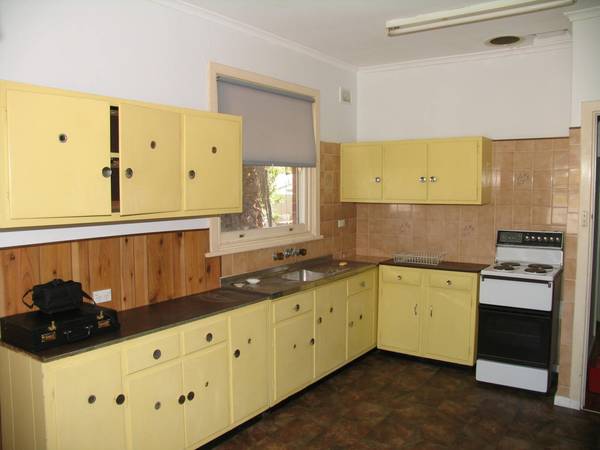 Great First Home! Picture 3