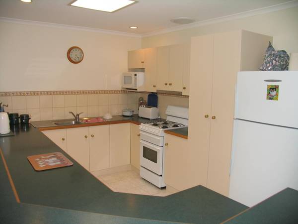 Fabulous Family Home - Great Entertaining Areas! Picture