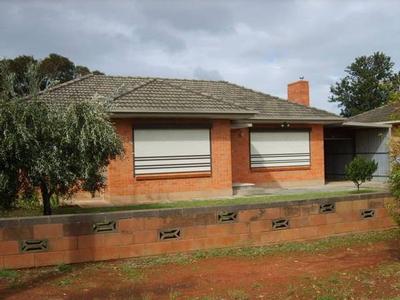 IF YOU LIKE PIZZA THIS HOME'S FOR YOU! Picture IF YOU LIKE PIZZA THIS HOME'S FOR YOU! Picture